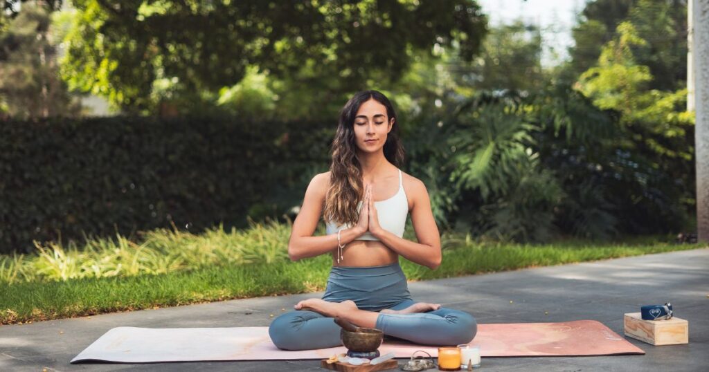 Ambiente relaxante para meditação e redução de estresse